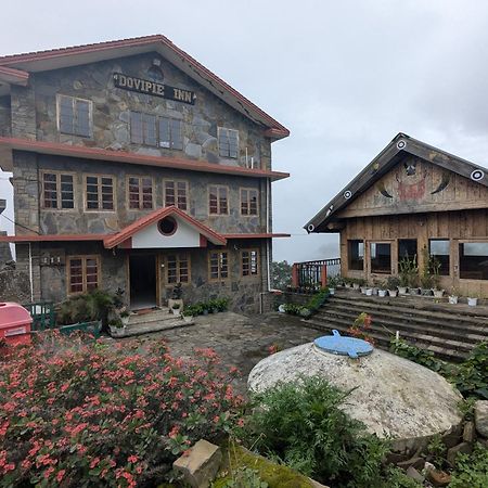 Dovipie Inn Kohima Bagian luar foto